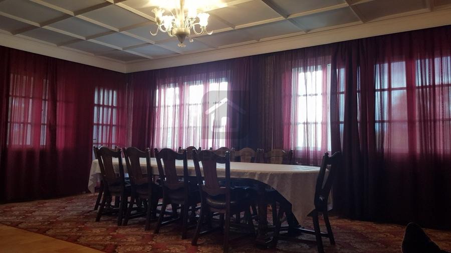 Proprietate deosebita in Targu Neamt - posibiltate transformare pensiune - 60