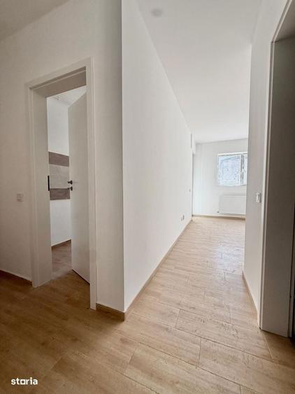 Garsoniera cartier Militari Residence - mutare imediata!! - 1