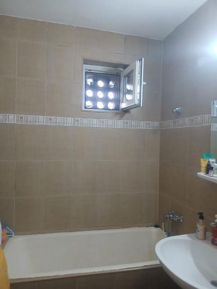 Apartament de vanzare,zona Democratiei,2camere - 8