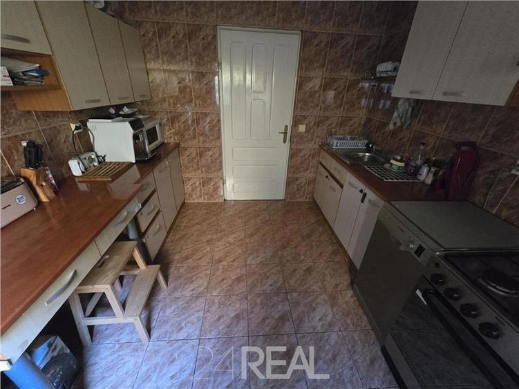 De vanzare - casa mobilata utilata - zona Giurgiului - 3