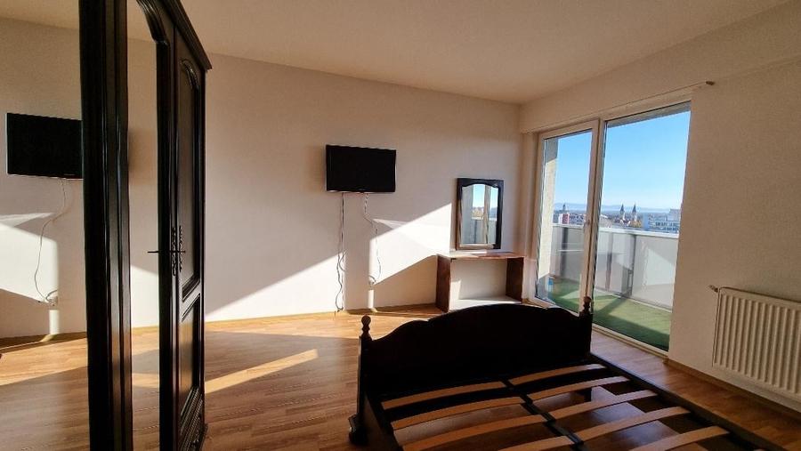 Apartament cu parcare privata si panorama in centru Shopping Plazza - 3