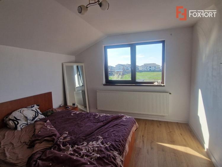 Duplex cu 5 camere cu Canalizare în Moșnița Veche