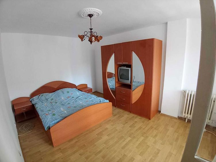 Apartament 4 camere 95MP - etaj 1/8 + garaj - 11