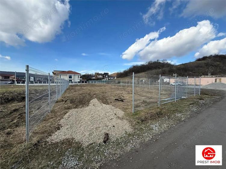 Teren de vanzare Corunca - 2