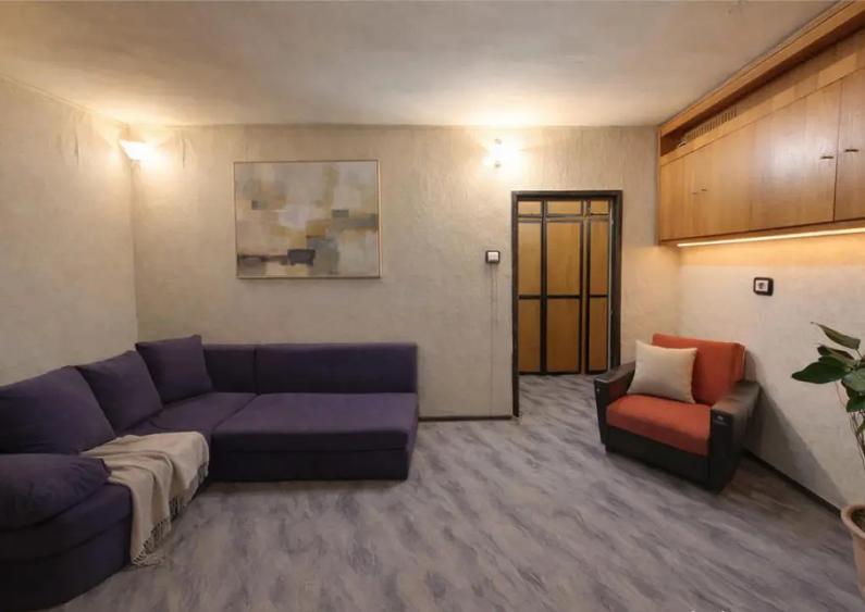 Garsoniera urbana,potential apreciabil,in bloc apartamente,C - 6