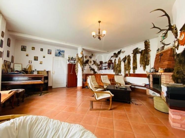 Casa 10 camere de vanzare in Dambul Rotund, Cluj Napoca