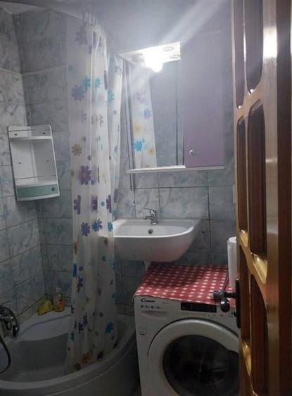 Garsoniera cu balcon etaj 2 zona Stadion - 4