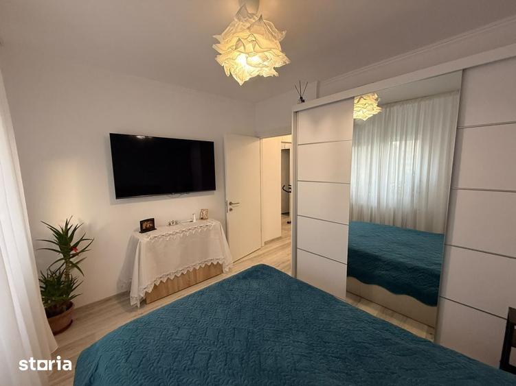 Proprietar inchiriez apartament 3 camere decomandat, renovat complet - 9