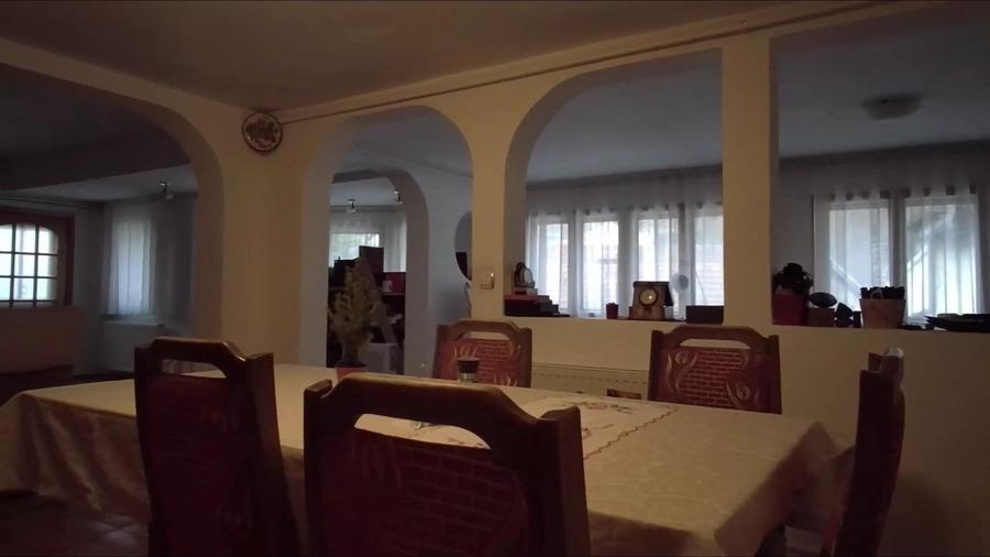 CASA CENTRUL ISTORIC- SINGUR IN CURTE CU MAI MULTE APARTAMENTE - SCHEI - 13