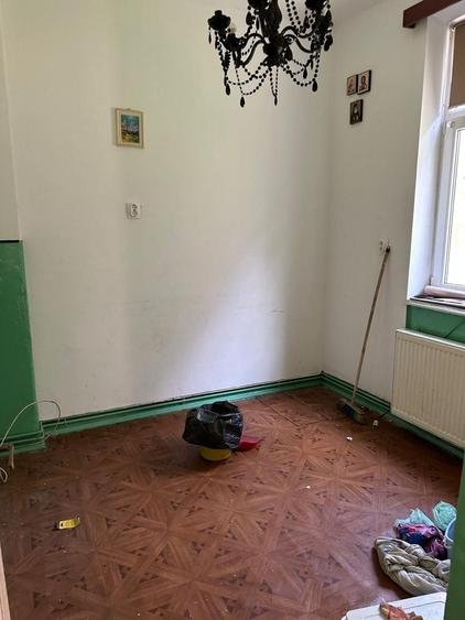 Vila 7 camere zona Dacia - Piata Spaniei - 2