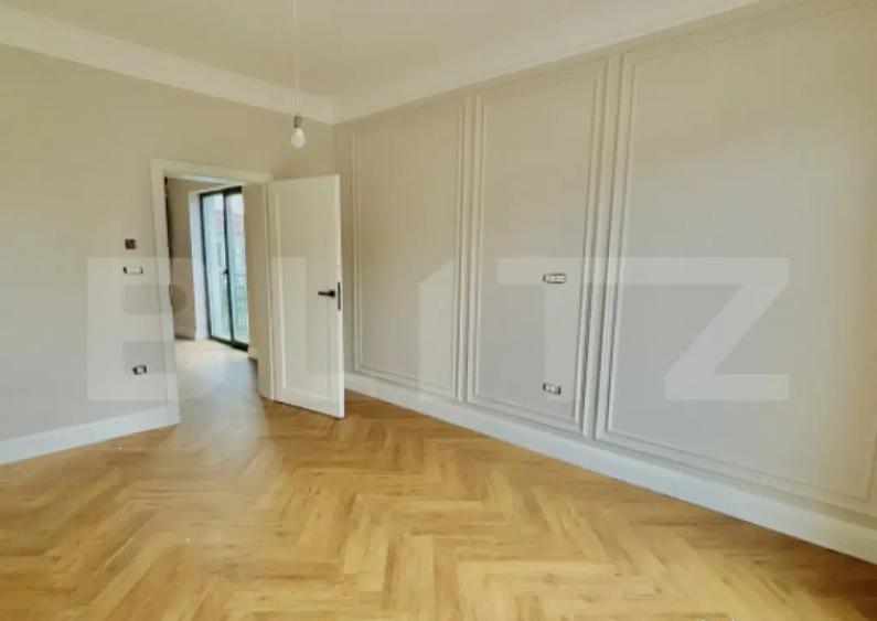 Apartament cu 3 camere Superb, Etaj 1, 70 mp utili, loc de p - 8