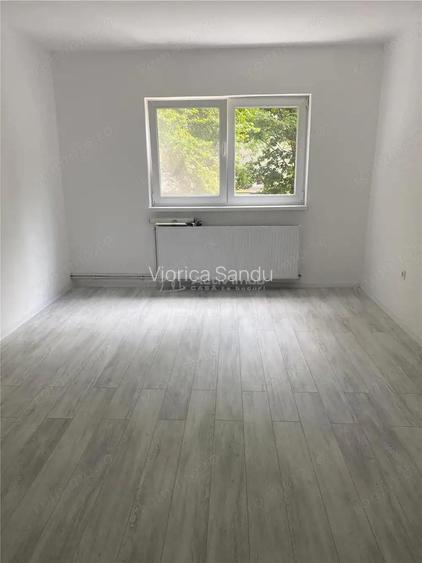 APARTAMENT DOUA CAMERE DECOMANDAT TRIAJ