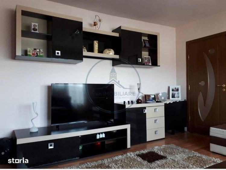 Apartament cu 3 camere în Calea Moldovei