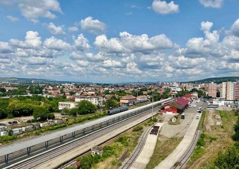 AA/986 Birou in Tg Mure? - Gara Mare - 18