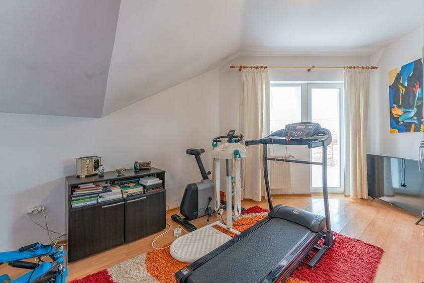 Casă spațioasă pentru familie &icirc;n Hărman: 5 camere, 670 mp teren - 10