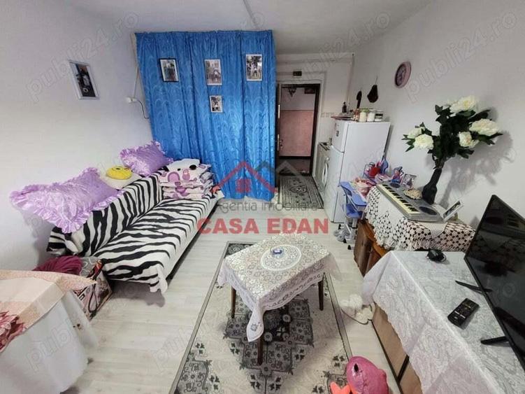 Garsoniera in Campina--21.000e - 3