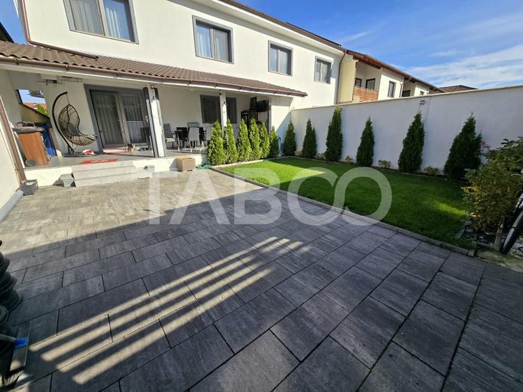 Casa moderna de vanzare mobilata 147 mpu teren 234 mp Selimbar Sibiu - 1