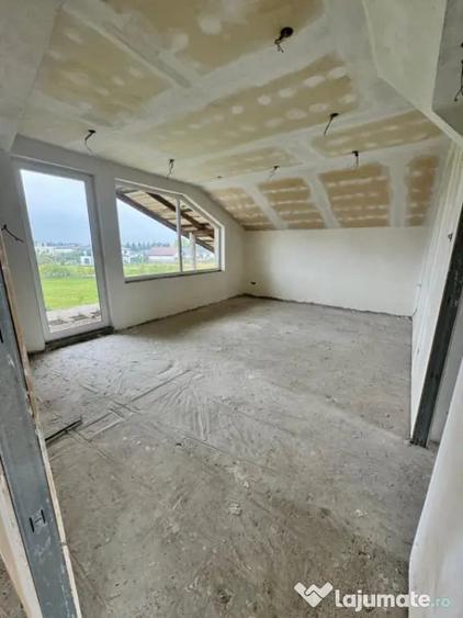 Casa semifinisata cu teren generos 377 mp utili, 5754 - 1