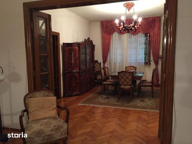 Casă cu Teren 700 Mp în Centrul Civic