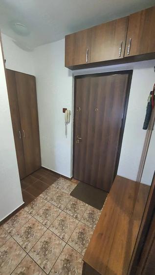 Apartament cu 2 camere semidecomandat în Calea Aradului