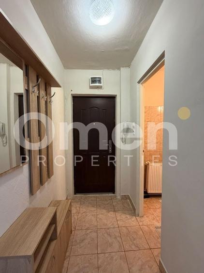 Apartament cu 2 camere semidecomandat, mobilat în Săsar