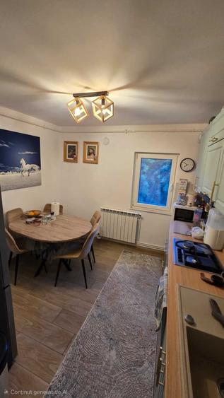 Apartament cu 2 camere decomandat în Podul de Fier