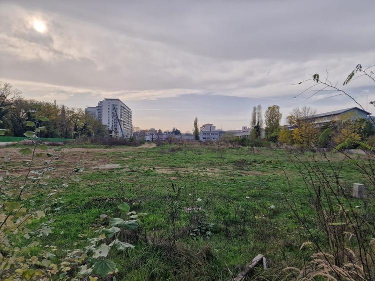 Teren Construcții intravilan de 15000 mp, în Berceni