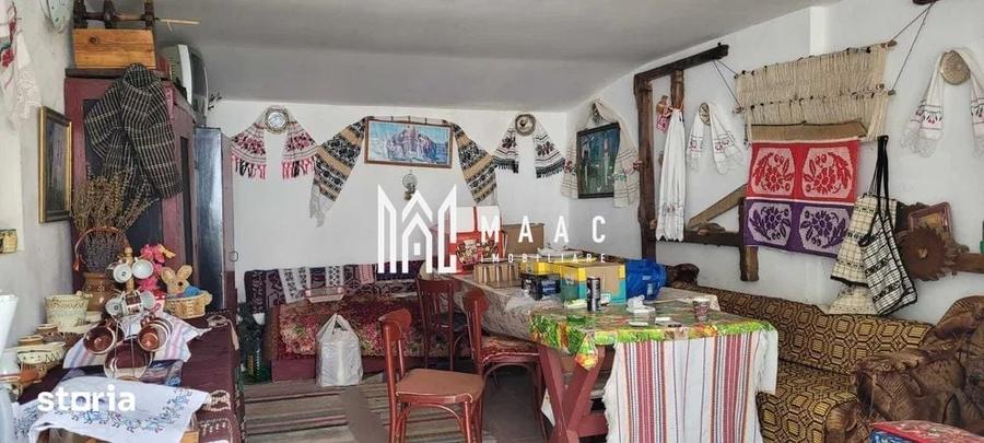 Casă cu 6 camere cu Teren 2000 Mp în Slimnic