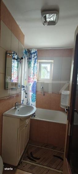 Apartament - 3 camere- etaj intermediar, zona Lama - 7