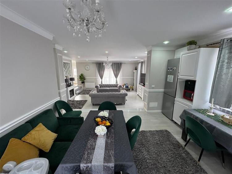 Casă individuală cu 4 camere cu Teren 500 Mp în Vânători