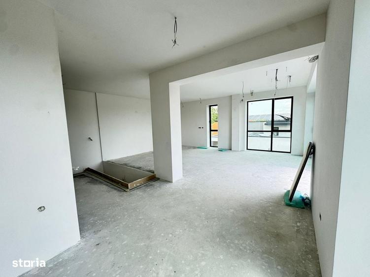 Apartament cu 4 camere în Sud
