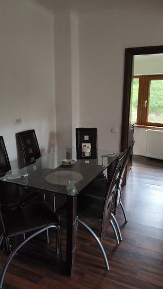 Apartament cu 2 camere decomandat în Malul Ursului