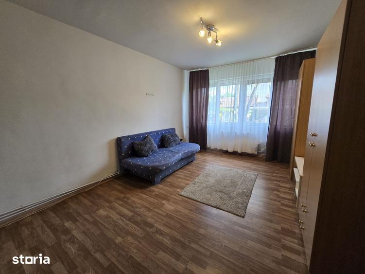 Apartament cu 2 camere decomandat în Olimpia-Stadion
