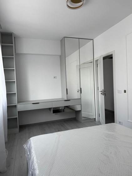 Apartament cu 3 camere decomandat în Ostroveni