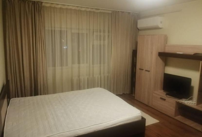 Alexandru - Tigarete - Apartament 1 camera - etaj intermediar - 1989 - 1