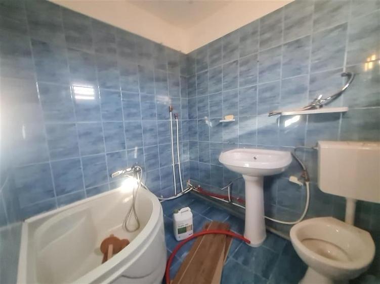 Rezidential/Investitional, 2 casute individuale incadrate de 300 mp teren - 13