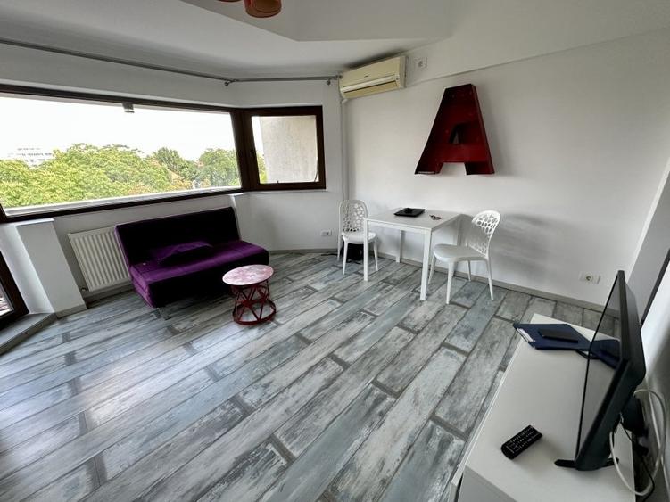 Romana / 3 min metrou / Centrala propie / Studio renovat / - 3