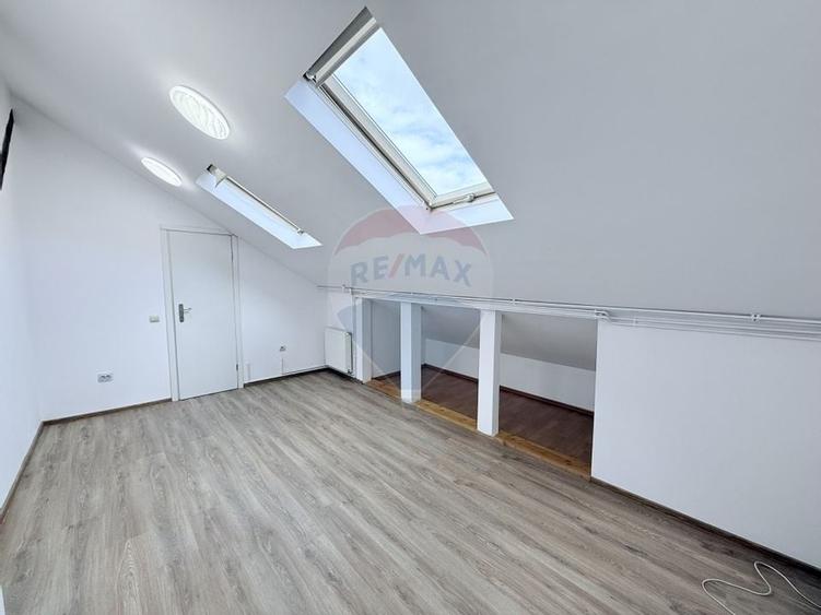 Spatiu de birouri de 80 mp de inchiriat pe str. Petofi Sandor - 8