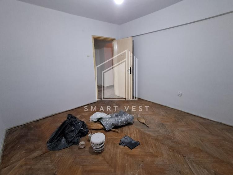 Apartament cu 4 camere în Micro 16