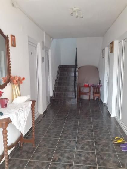 Casa 12 camere cu bai de vanzare la 5 min de mare (mers pe jos) - 4