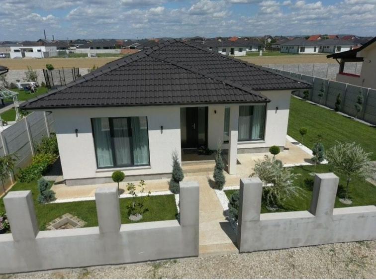 Casa plan parter 4 camere - 8