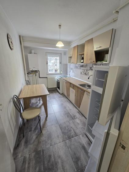 Inchiriez apartament 2 camere decomandat - 5