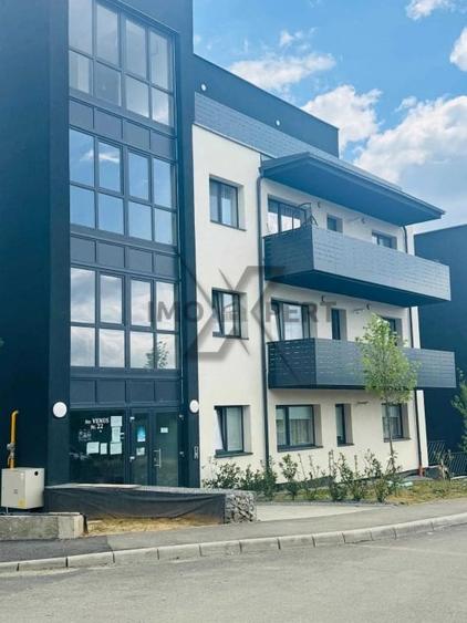 Apartament 2 camere, et intermediar, Baciu Petrom - 1