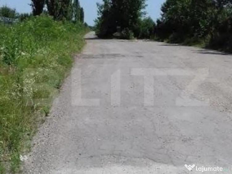 Teren cu suprafa?a de 2,6 ha, zona Aeroport - 4