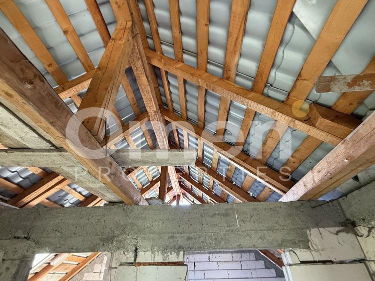 Casă cu potențial imens P+M, teren 7,91 ari, zonă liniștită, Ocna Șugatag. - 9