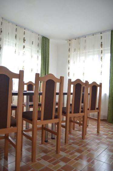 Casa de locuit 5 camere ,mobilata si utilata-Busteni - 4