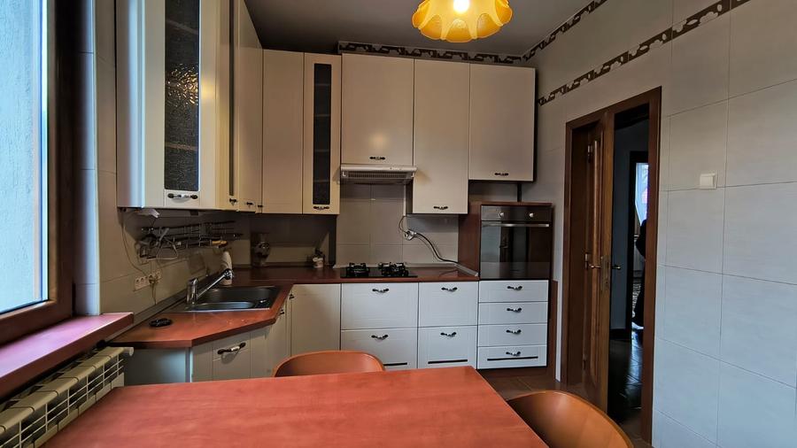 Inchiriere apartament 3 camere Caderea Bastiliei - 3