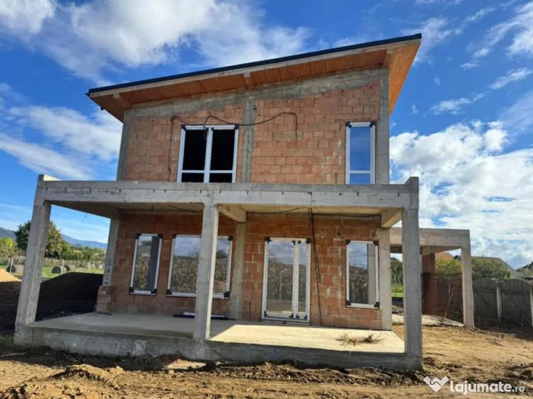 Casa individuala la ro?u 118 mp utili, teren 420 mp, - 6