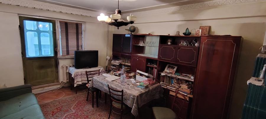 Apartament 4 camere etaj 1 str.Calea Nationala - 1