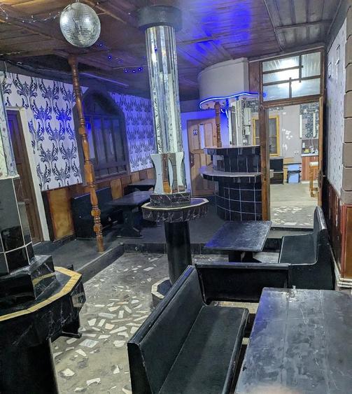 Inchiriez spatiu - 2